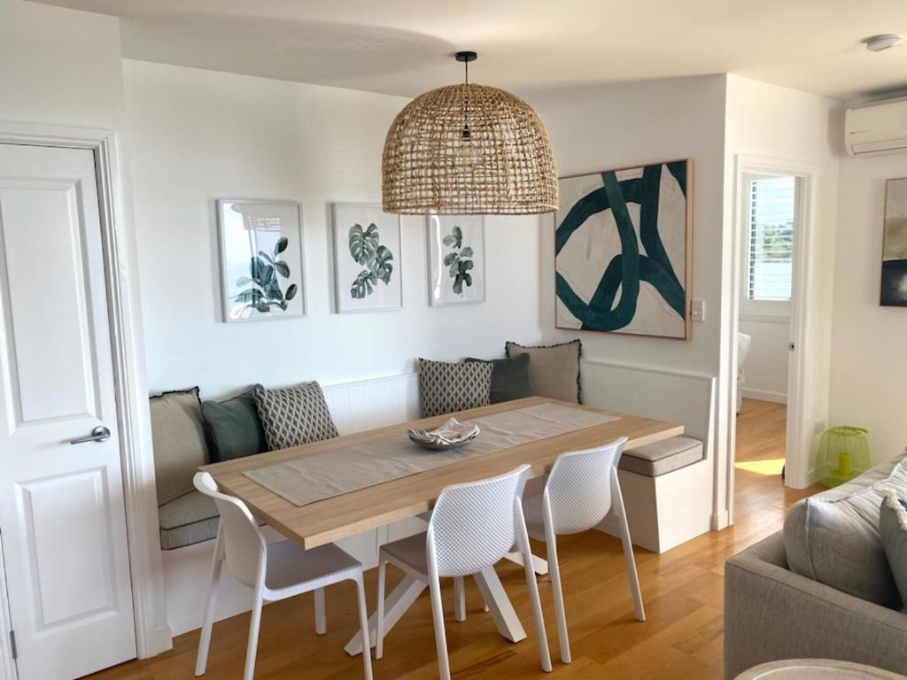 Kings Row Apartments Καλούντρα Εξωτερικό φωτογραφία