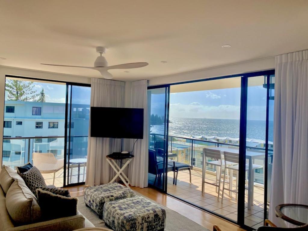 Kings Row Apartments Καλούντρα Εξωτερικό φωτογραφία