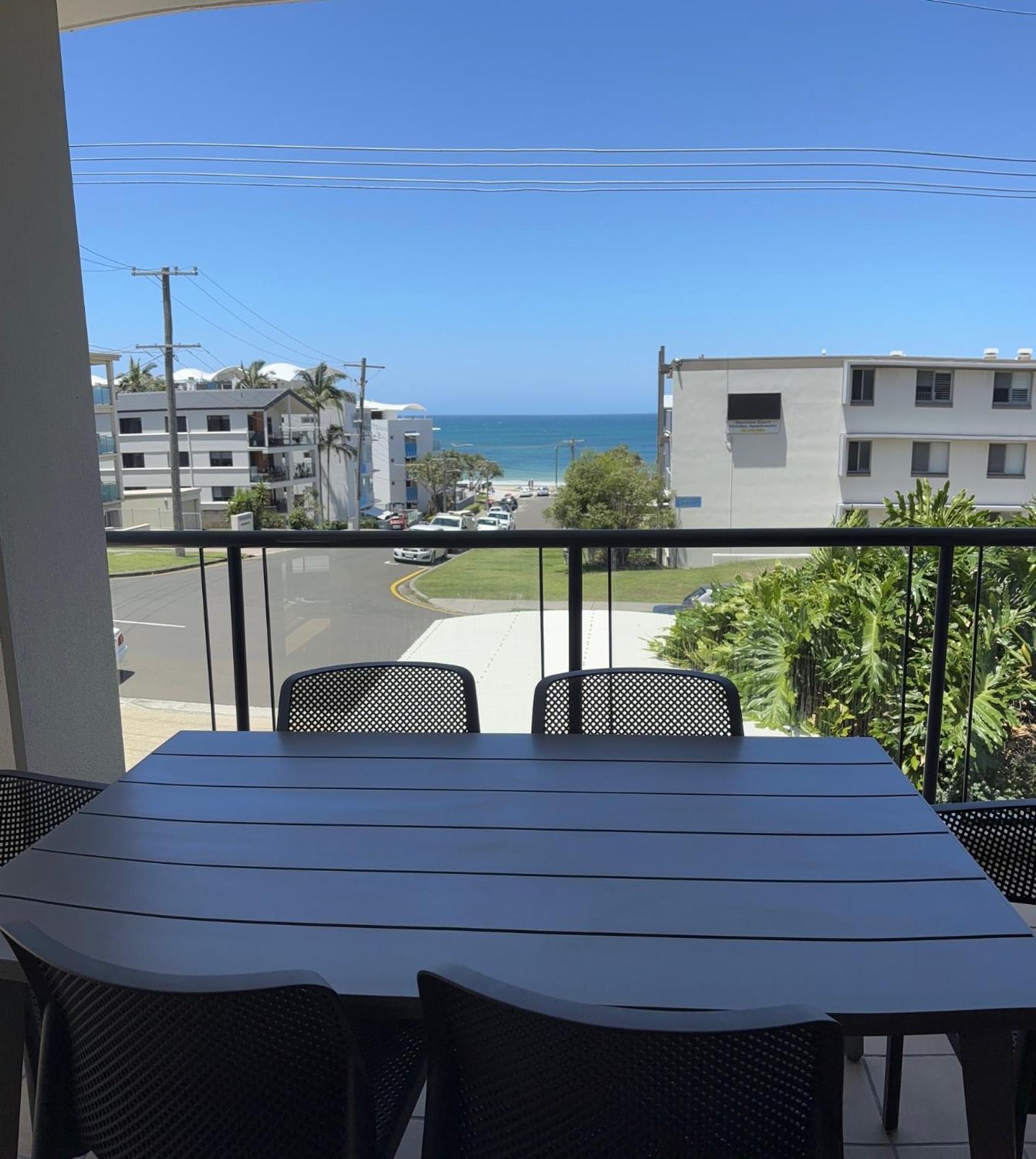 Kings Row Apartments Καλούντρα Εξωτερικό φωτογραφία